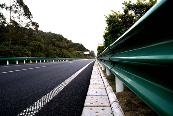 舟山高速公路护栏的常用类型